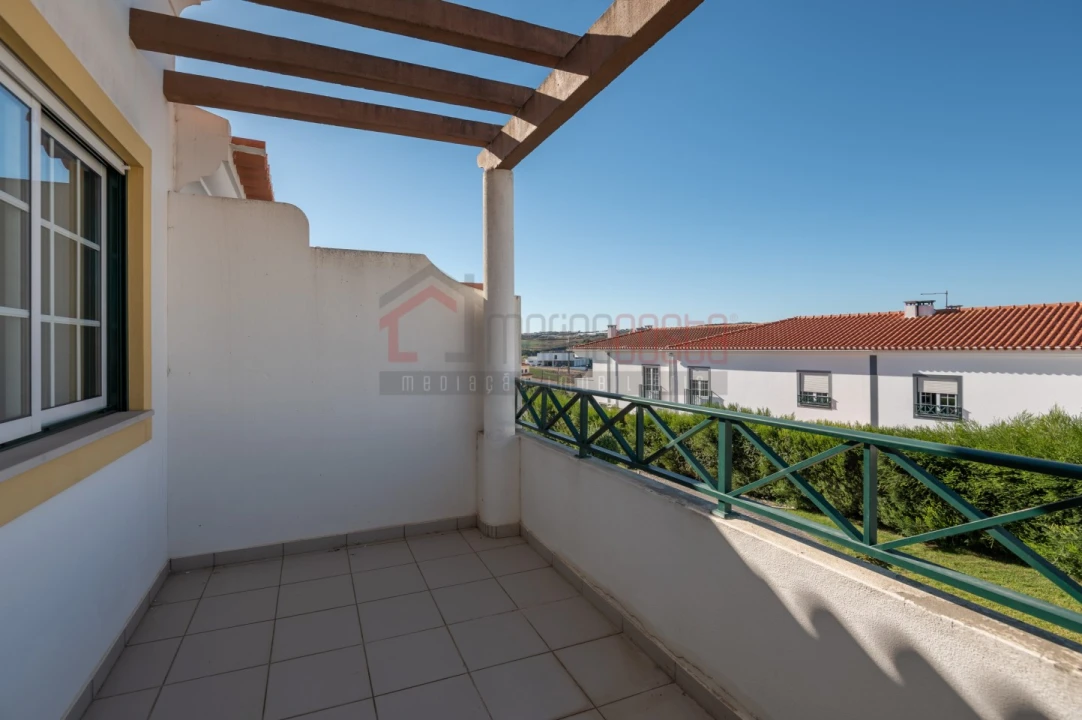 Moradia T3 para Venda em Lourinhã e Atalaia Foto 24