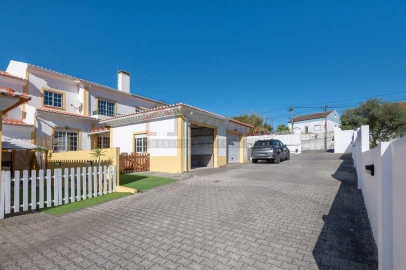 Moradia T3 para Venda em Lourinhã e Atalaia