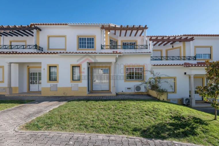 Moradia T3 para Venda em Lourinhã e Atalaia Foto 3