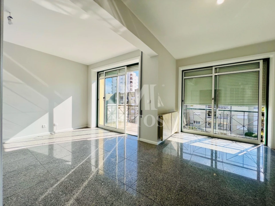 Apartamento T2 para Venda em Santa Maria Maior e Monserrate e Meadela Foto 4