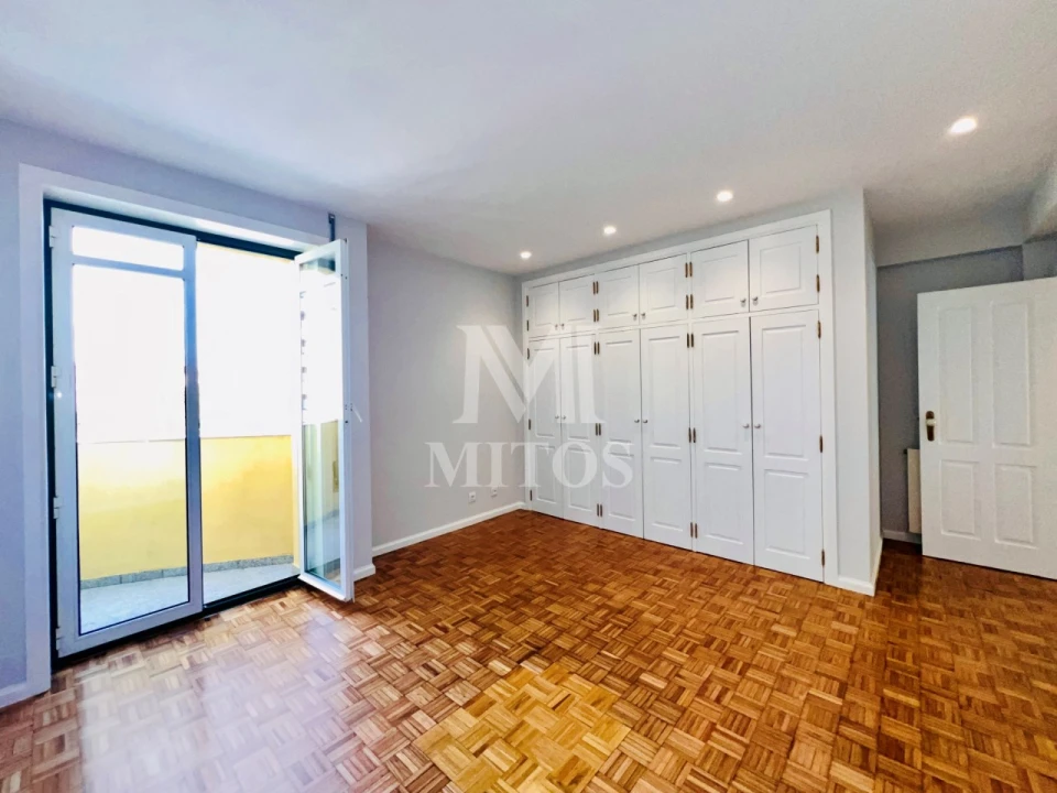 Apartamento T2 para Venda em Santa Maria Maior e Monserrate e Meadela Foto 14