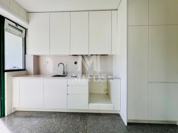 Apartamento T2 para Venda em Santa Maria Maior e Monserrate e Meadela