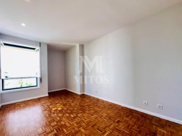 Apartamento T2 para Venda em Santa Maria Maior e Monserrate e Meadela