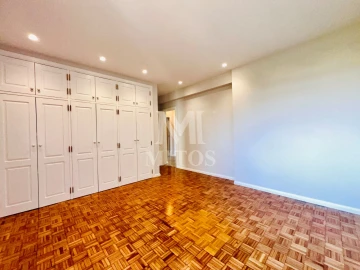 Apartamento T2 para Venda em Santa Maria Maior e Monserrate e Meadela