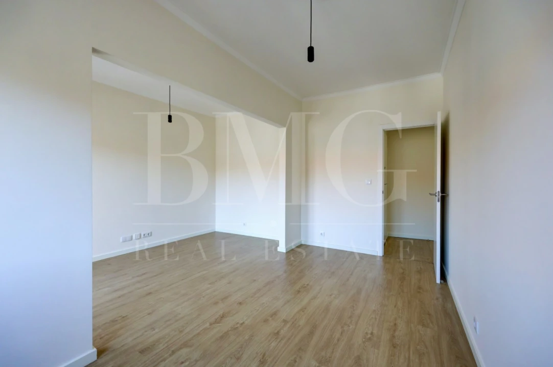 Apartamento T1 para Arrendamento em Algés, Linda-A-Velha e Cruz Quebrada-Dafundo Foto 4