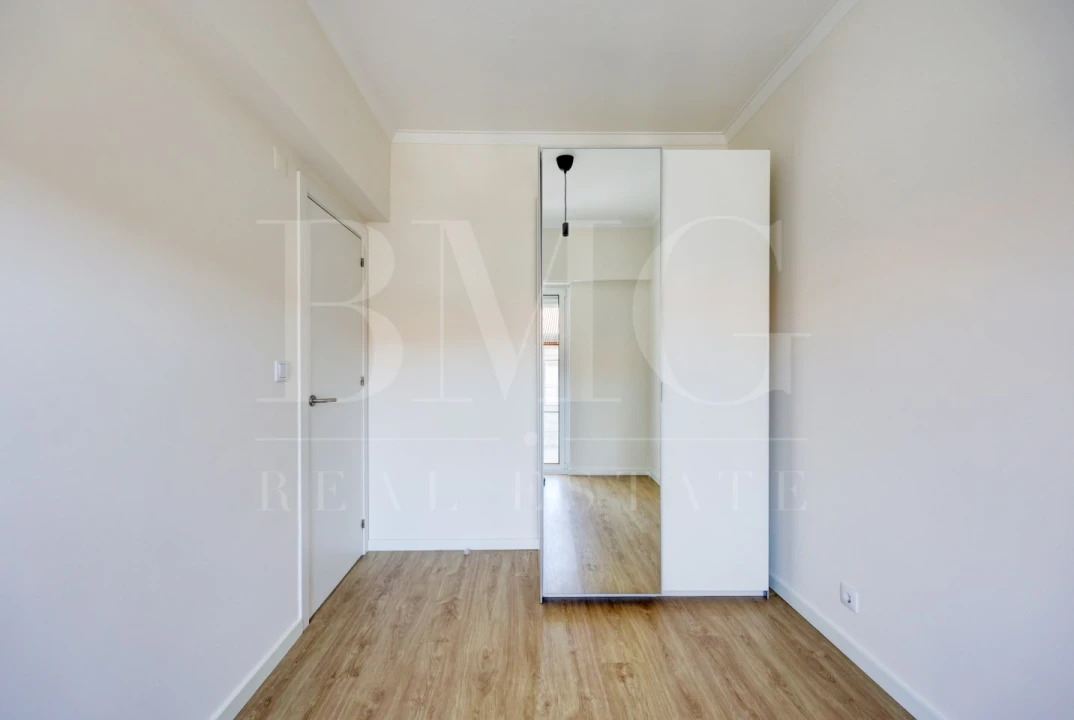 Apartamento T1 para Arrendamento em Algés, Linda-A-Velha e Cruz Quebrada-Dafundo Foto 20