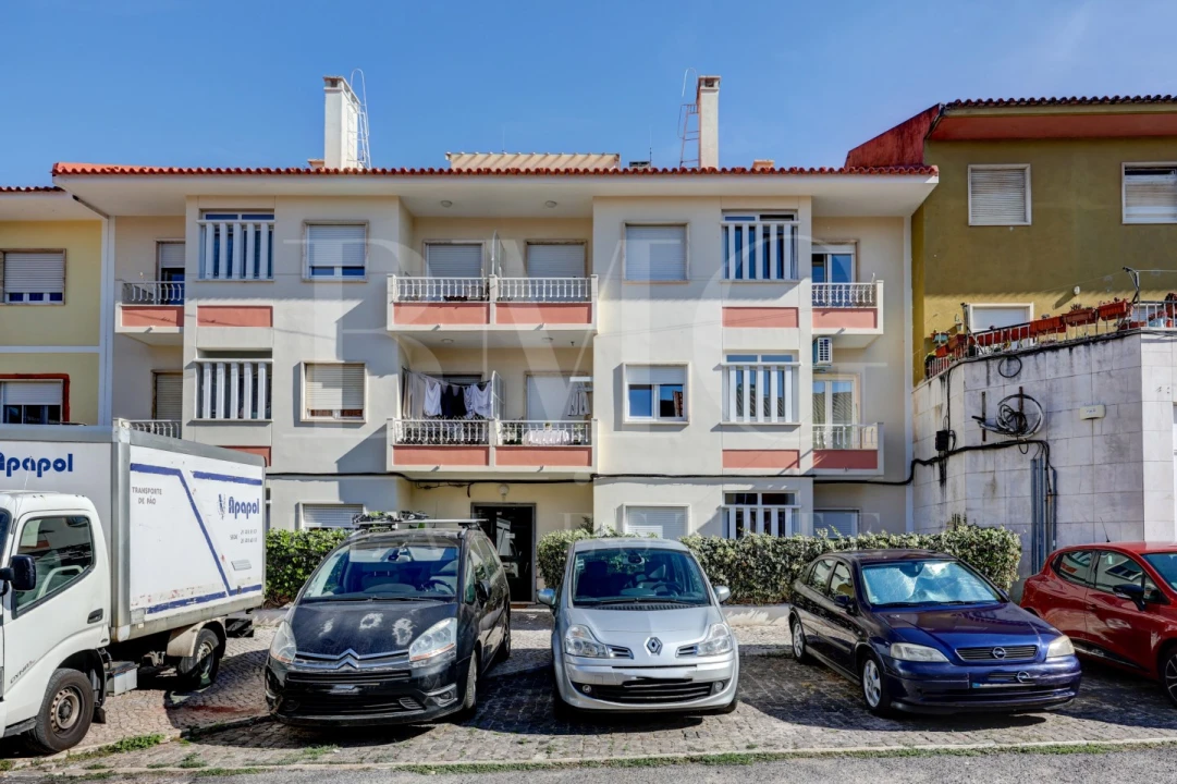Apartamento T1 para Arrendamento em Algés, Linda-A-Velha e Cruz Quebrada-Dafundo Foto 27