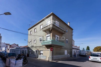 Apartamento T1 para Venda em Baixa da Banheira e Vale da Amoreira