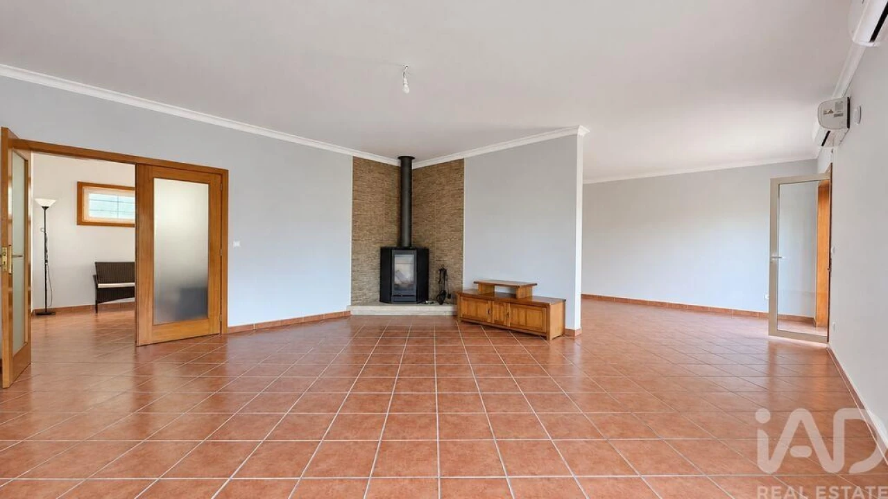 Moradia T2 para Venda em Gemieira Foto 10