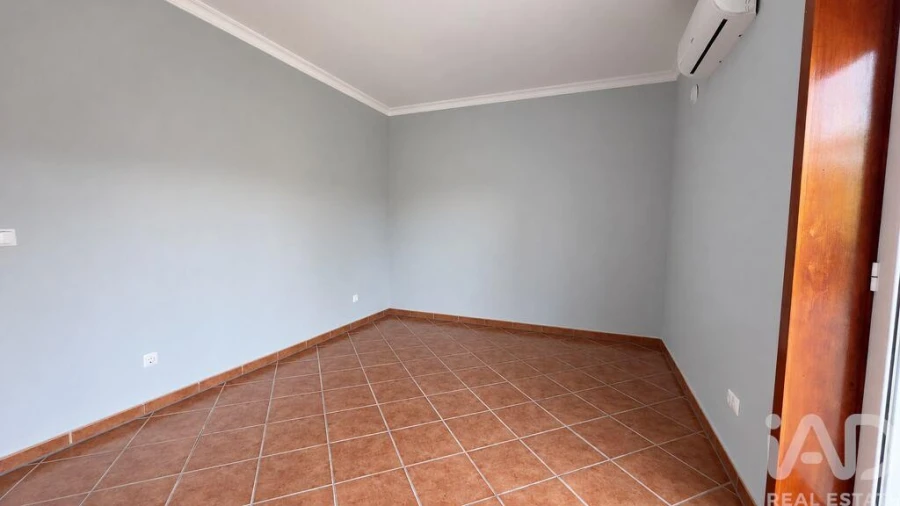 Moradia T2 para Venda em Gemieira Foto 6