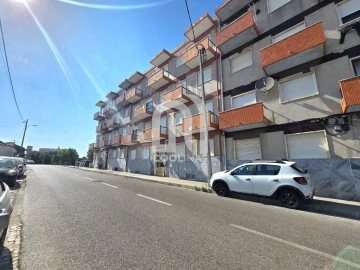 Apartamento T3 para Venda em Seixal, Arrentela e Aldeia de Paio Pires