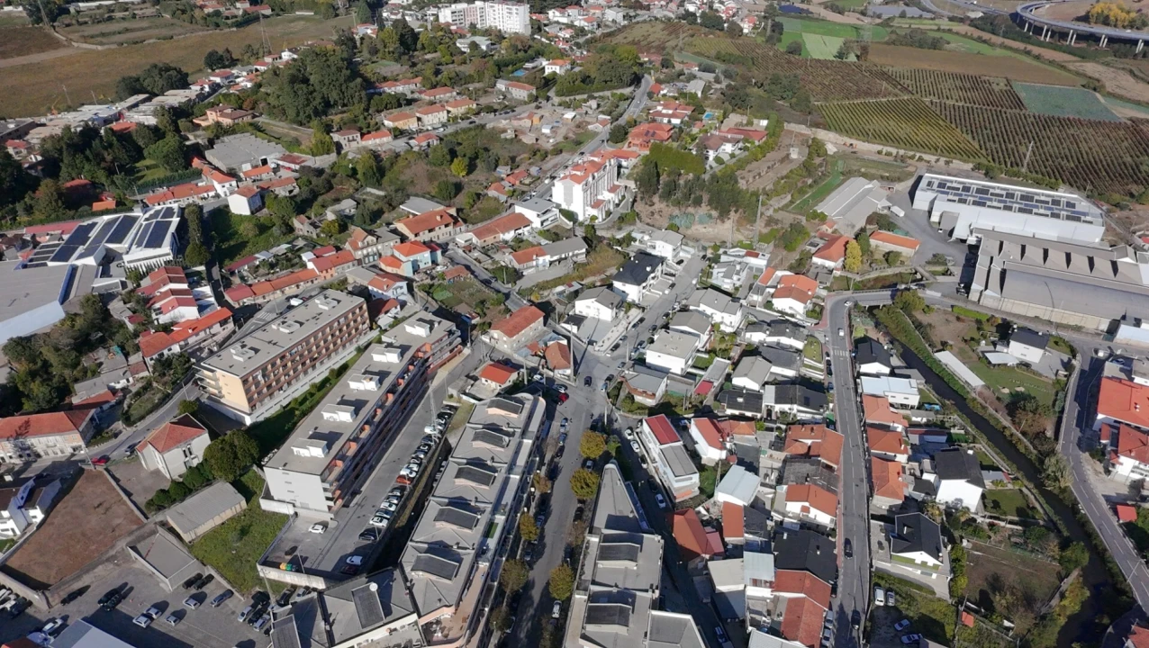 Apartamento T2 para Venda em Selho (São Jorge) Foto 6