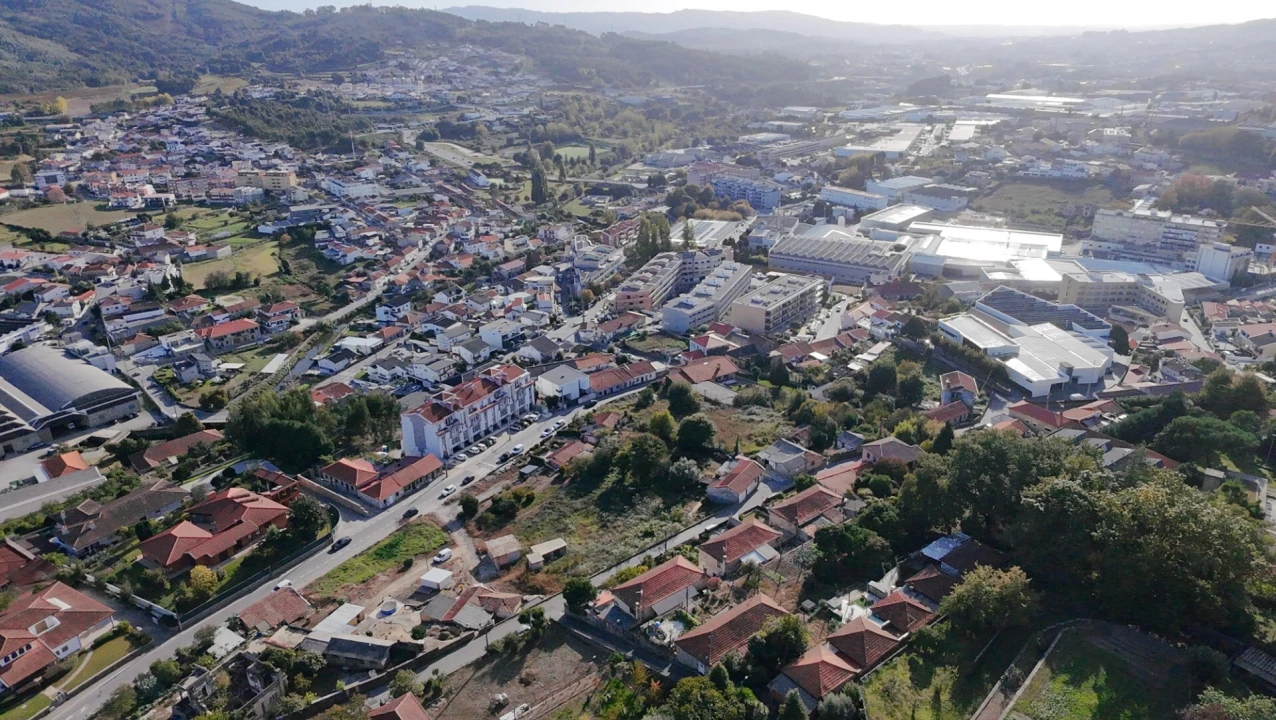Apartamento T2 para Venda em Selho (São Jorge) Foto 2