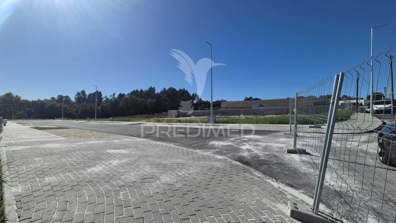 Terreno para Venda em Soutelo Foto 14