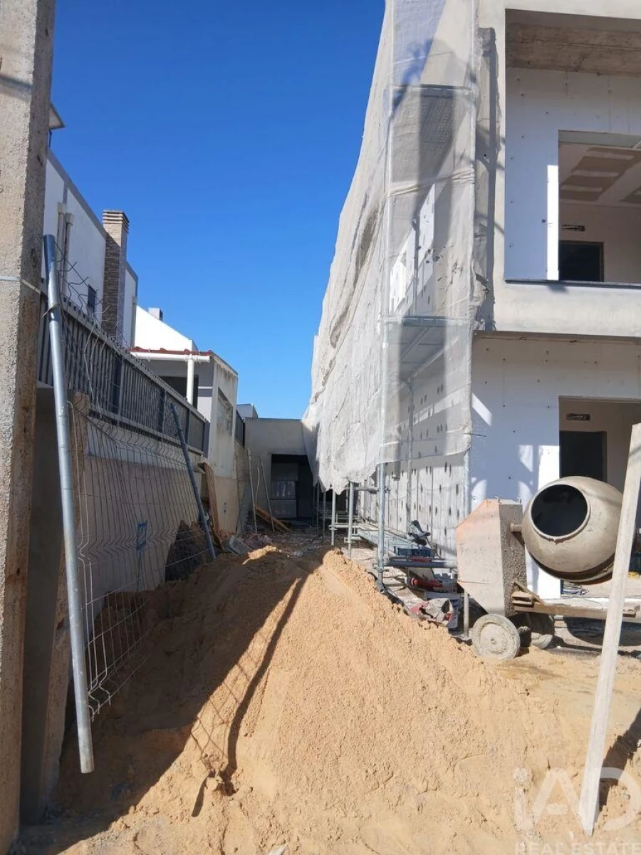 Moradia T3 para Venda em Fernao Ferro Foto 9