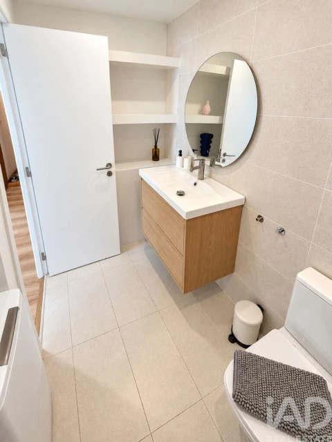 Apartamento T2 para Arrendamento em Misericórdia