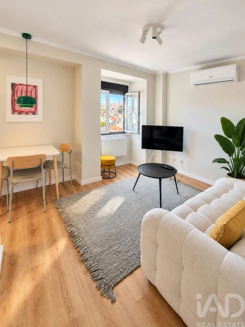 Apartamento T2 para Arrendamento em Misericórdia