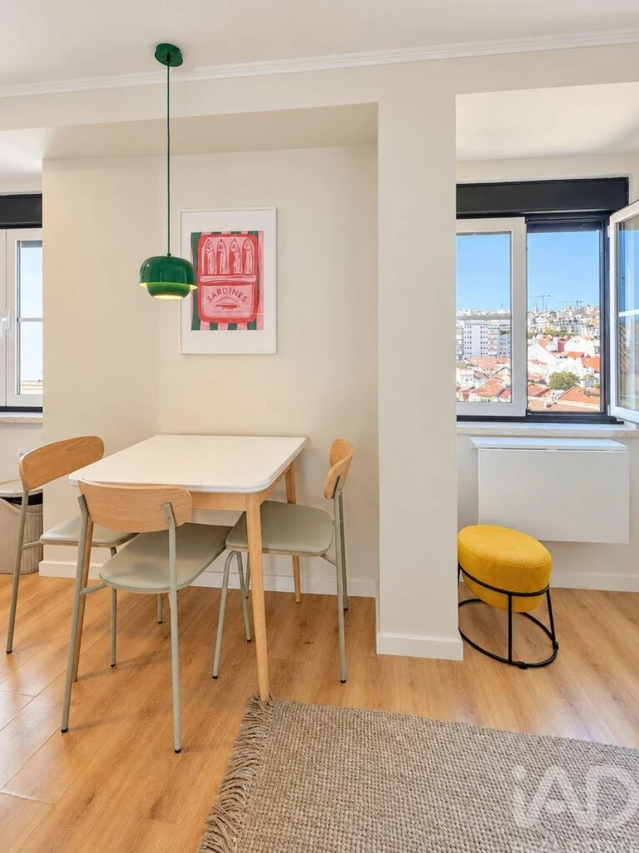 Apartamento T2 para Arrendamento em Misericórdia Foto 4