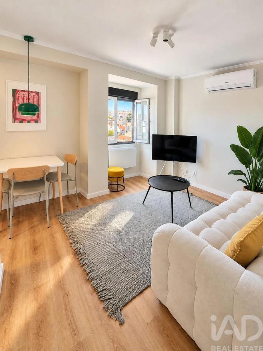 Apartamento T2 para Arrendamento em Misericórdia Foto 18
