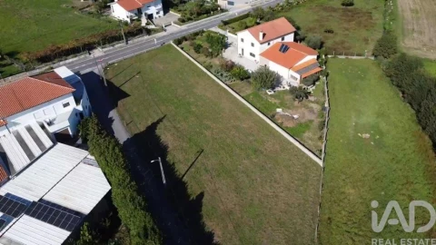 Terreno para Venda em Calvelo