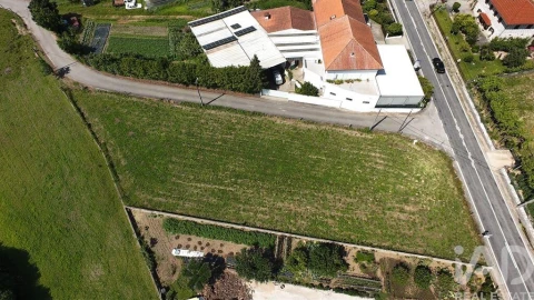 Terreno para Venda em Calvelo