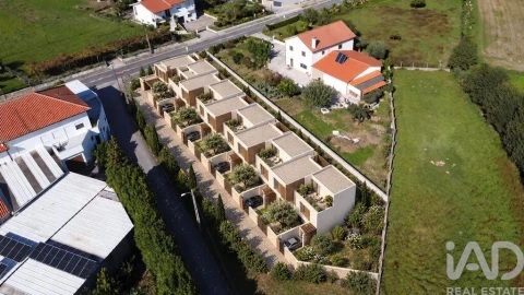 Terreno para Venda em Calvelo