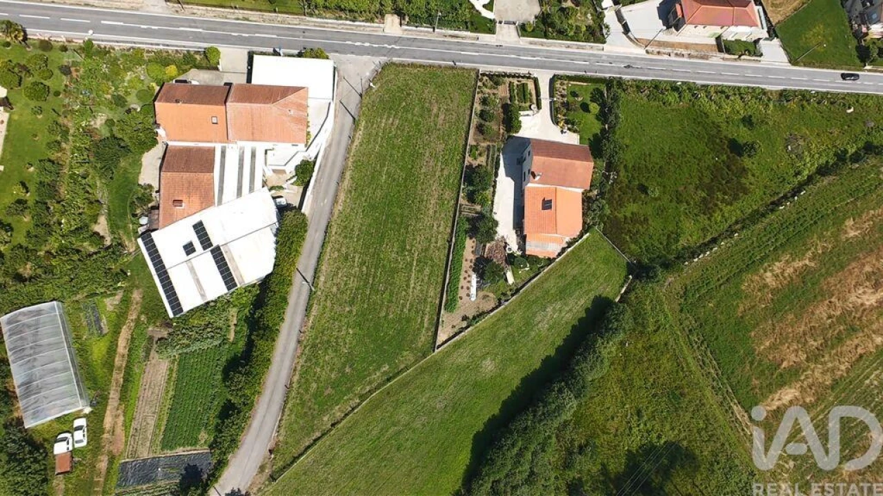 Terreno para Venda em Calvelo Foto 8
