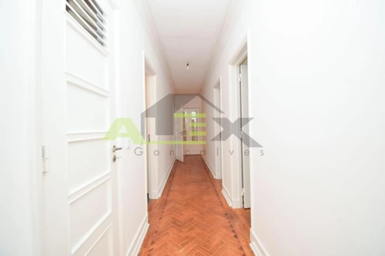 Apartamento T3 para Venda em Areeiro Foto 11