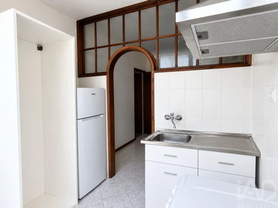 Apartamento T2 para Venda em Mafamude e Vilar do Paraíso Foto 3
