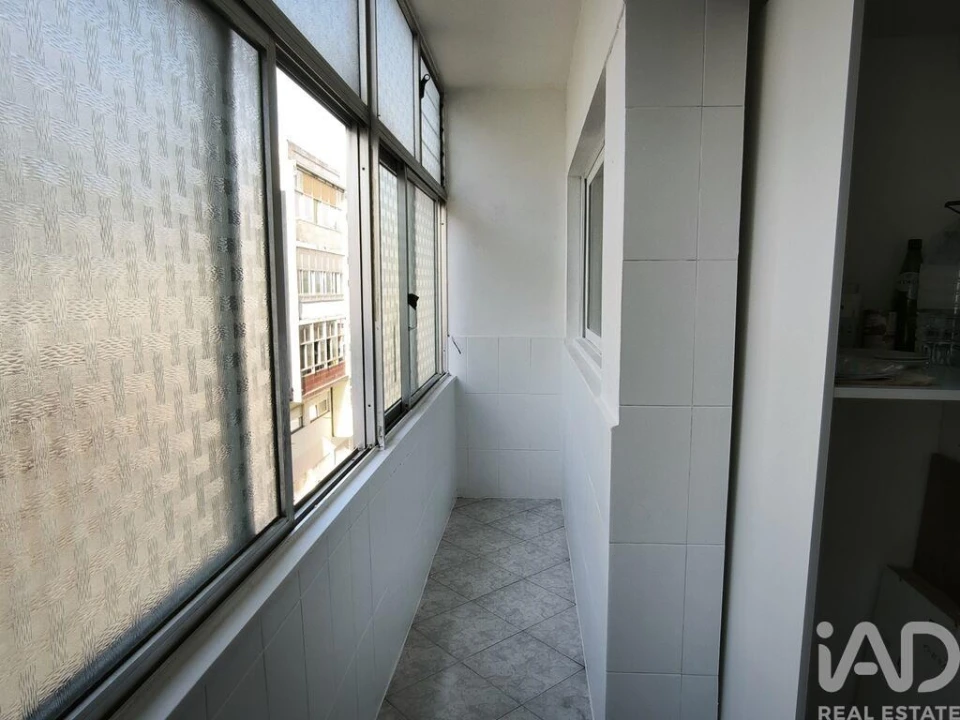 Apartamento T2 para Venda em Mafamude e Vilar do Paraíso Foto 10