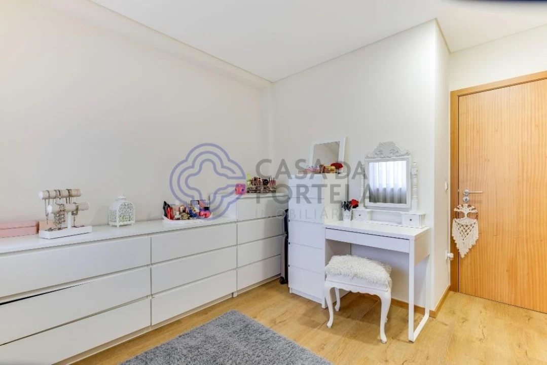 Apartamento T2 para Venda em Fânzeres e São Pedro da Cova Foto 23