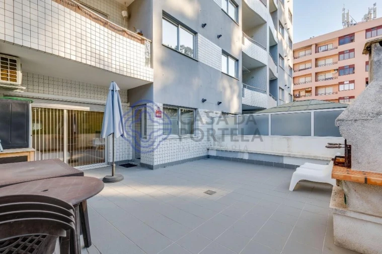 Apartamento T2 para Venda em Fânzeres e São Pedro da Cova Foto 31