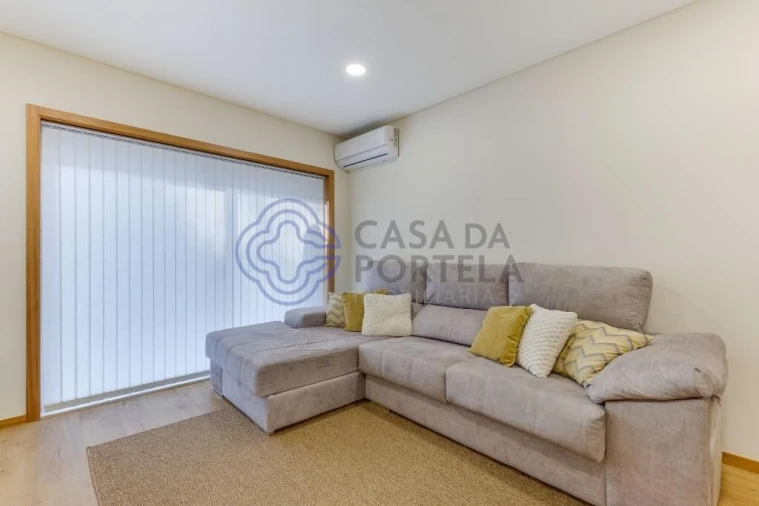 Apartamento T2 para Venda em Fânzeres e São Pedro da Cova Foto 10