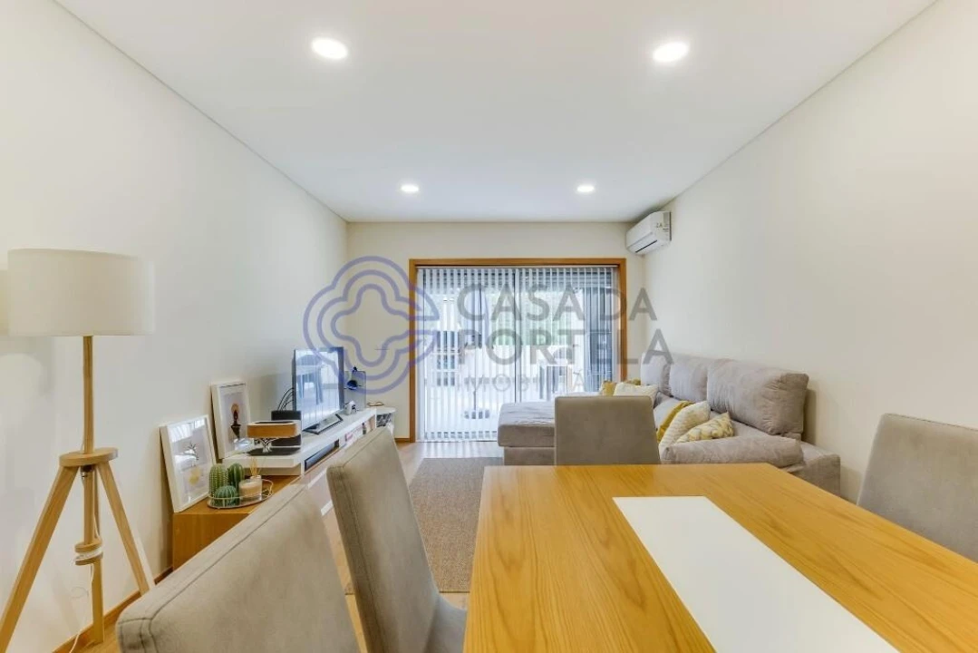 Apartamento T2 para Venda em Fânzeres e São Pedro da Cova Foto 8