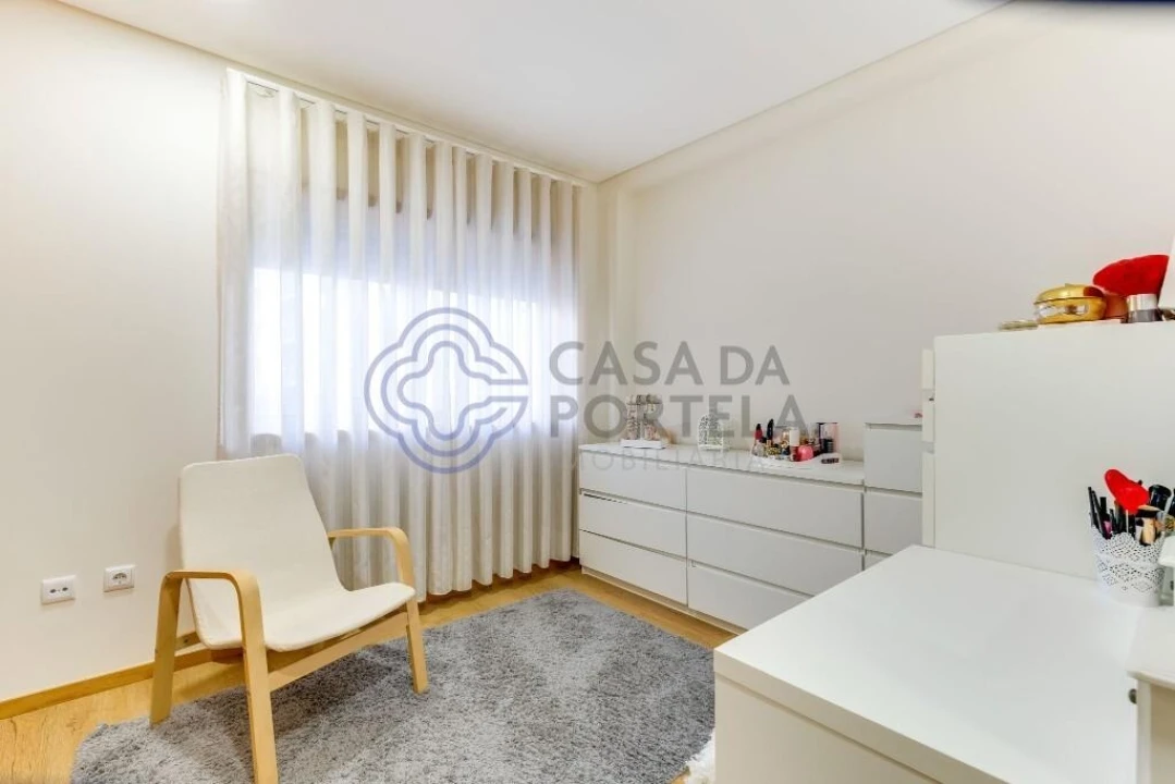 Apartamento T2 para Venda em Fânzeres e São Pedro da Cova Foto 22