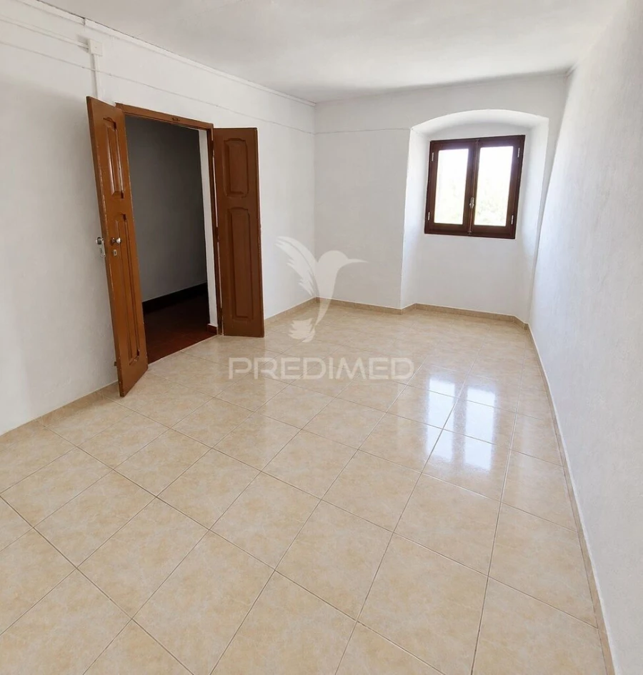 Moradia T2 para Venda em Redondo Foto 13