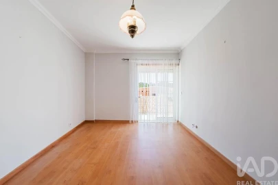 Moradia T3 para Venda em Famalicão
