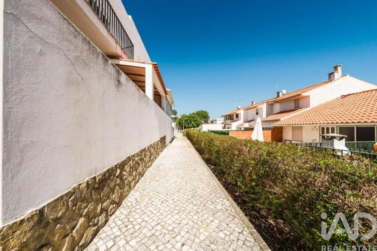 Moradia T3 para Venda em Famalicão Foto 36