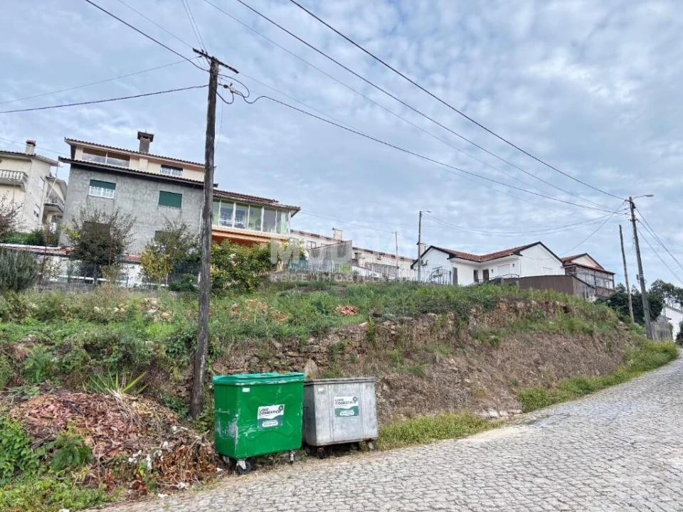 Terreno para Venda em Vila Chã, Codal e Vila Cova de Perrinho Foto 3