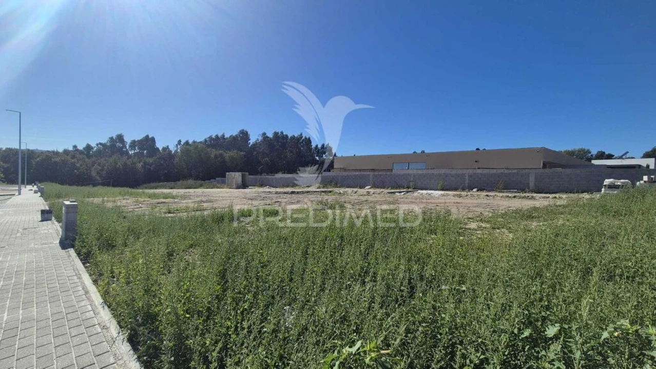 Terreno para Venda em Soutelo Foto 5