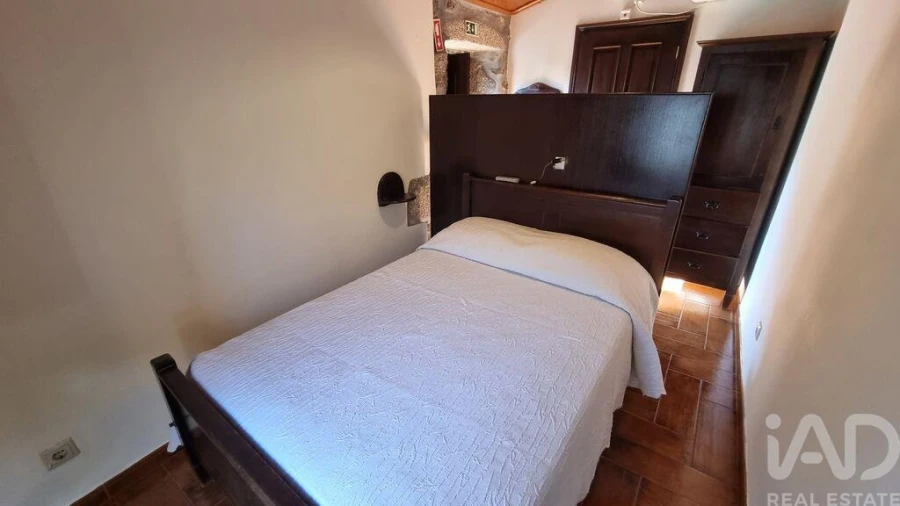 Moradia T4 para Venda em Linhares Foto 15
