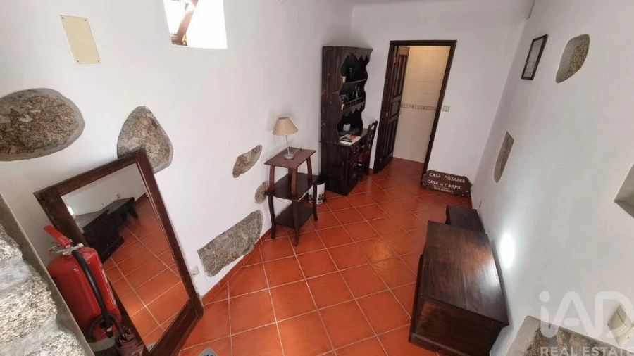 Moradia T4 para Venda em Linhares Foto 34