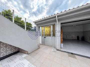 Moradia T3 para Venda em Aguas Santas