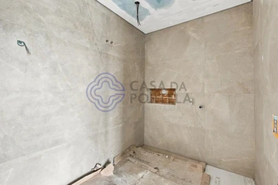 Moradia T4 para Venda em Santa Maria, São Pedro e Matacães