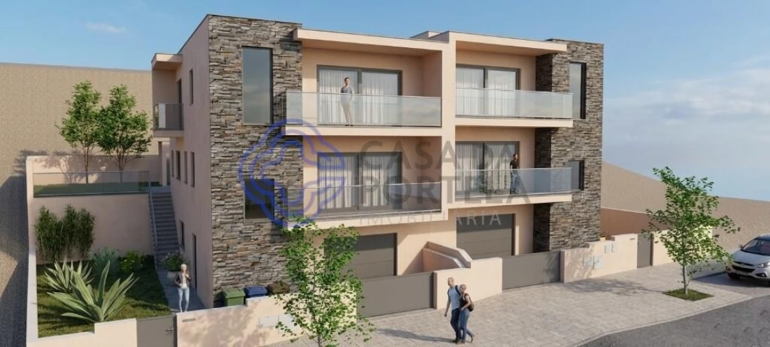 Moradia T4 para Venda em Santa Maria, São Pedro e Matacães Foto 21