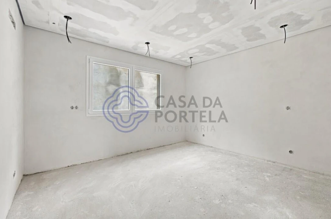 Moradia T4 para Venda em Santa Maria, São Pedro e Matacães Foto 47
