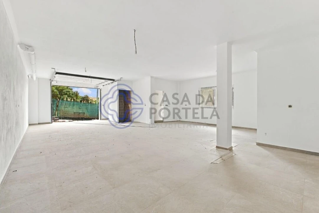 Moradia T4 para Venda em Santa Maria, São Pedro e Matacães Foto 25