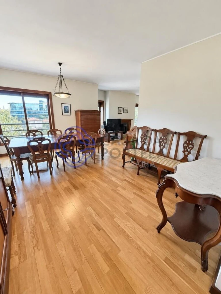 Apartamento T3 para Venda em Ramalde Foto 15