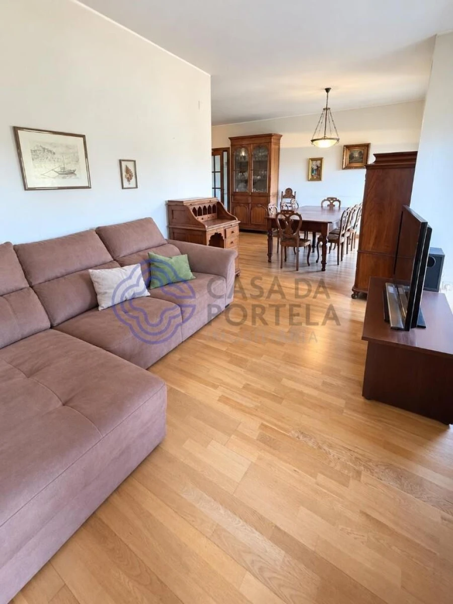 Apartamento T3 para Venda em Ramalde Foto 17