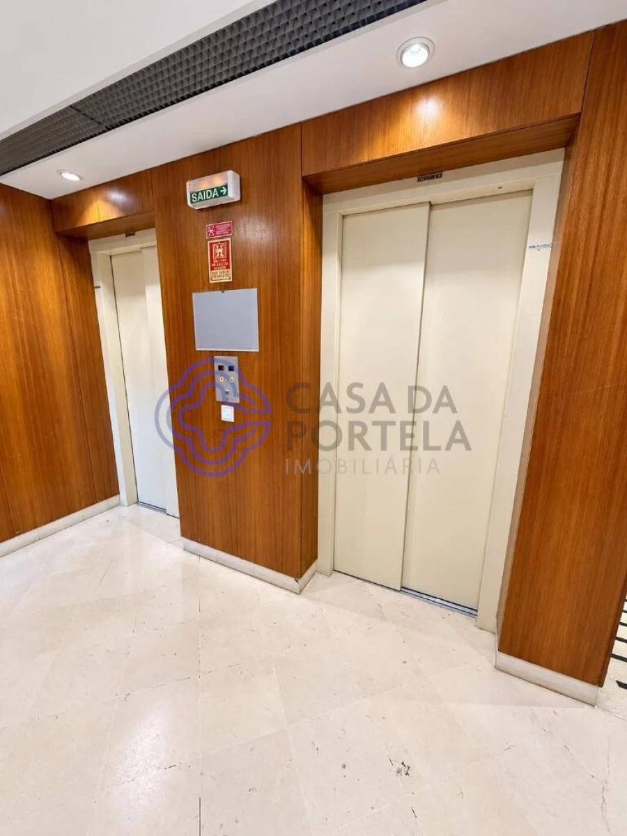 Apartamento T3 para Venda em Ramalde Foto 7